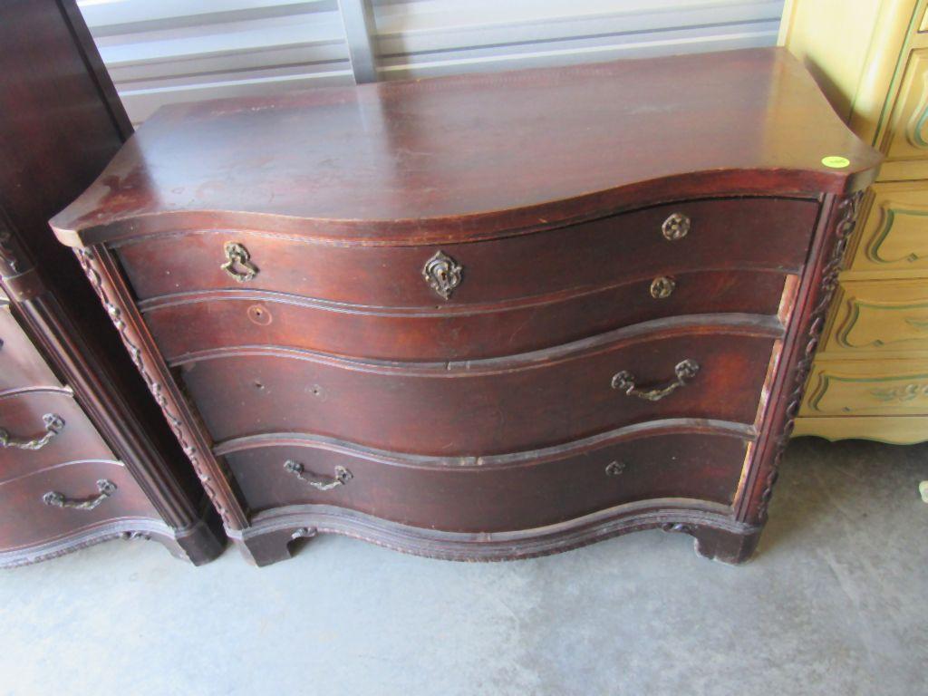 Chest of drawers