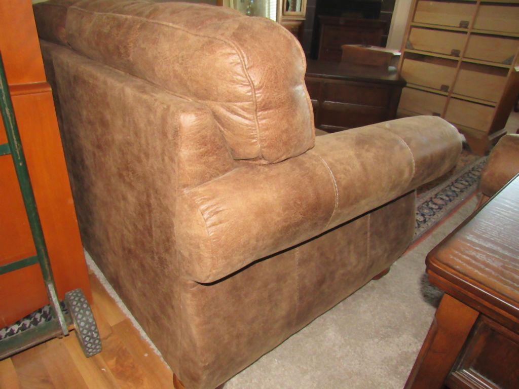 Love seat