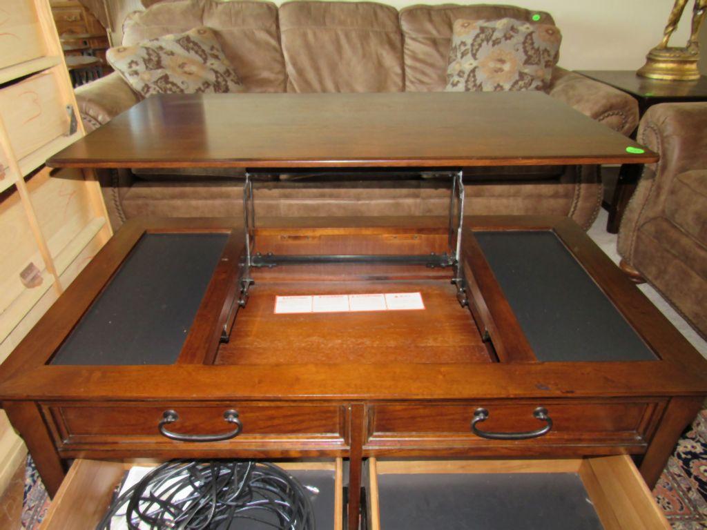 Lift top coffee table