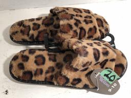 Bedroom Slippers size 9/10 NWTags