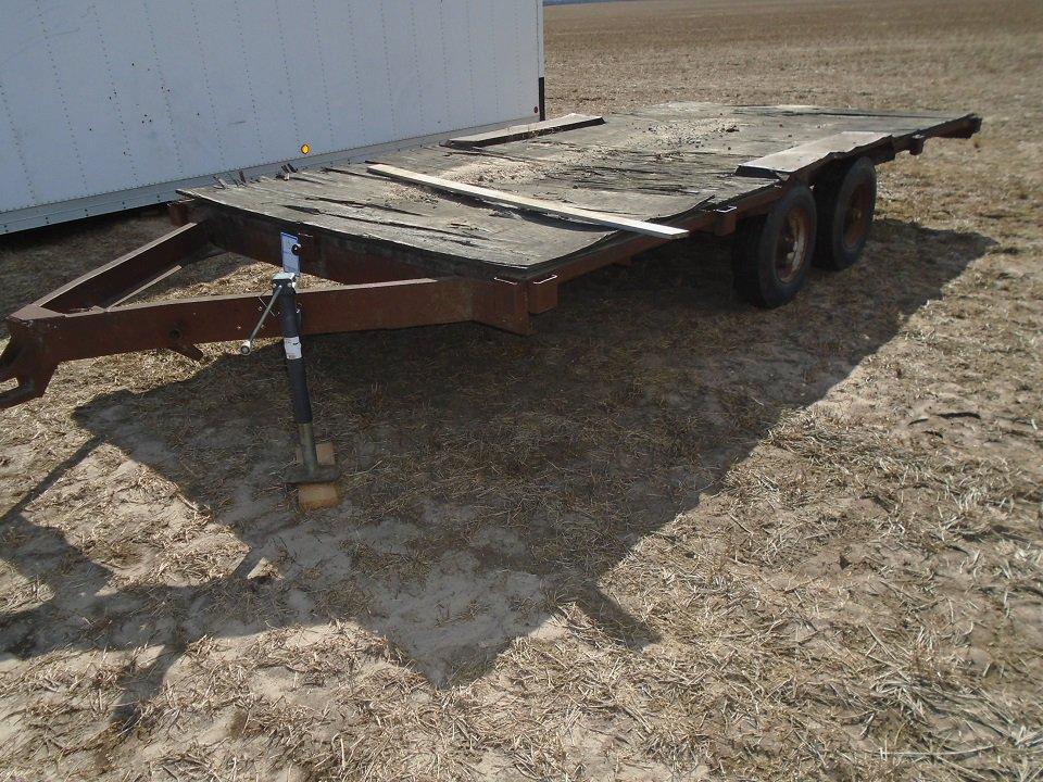 TANDEM AXLE FARM TRAILER