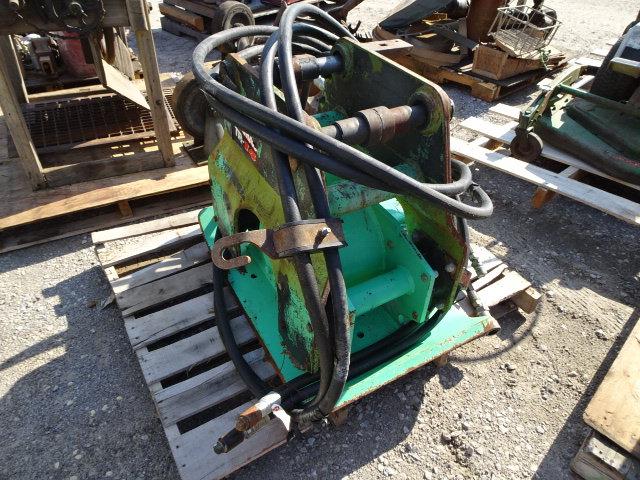 TRAMAC TR-14 HOE PAC COMPACTOR