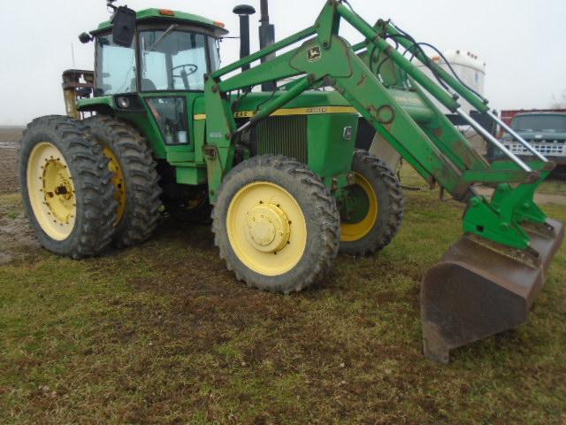 1976 JD 4630 PFWD TRACTOR