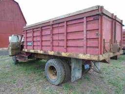 *1964 CHEVY 50 S/A GRAIN TRUCK