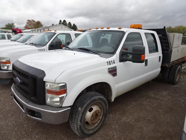 UNIT # 1614 2009 FORD F-350 XL  CREW CAB 4X4FLATBED DUALLY