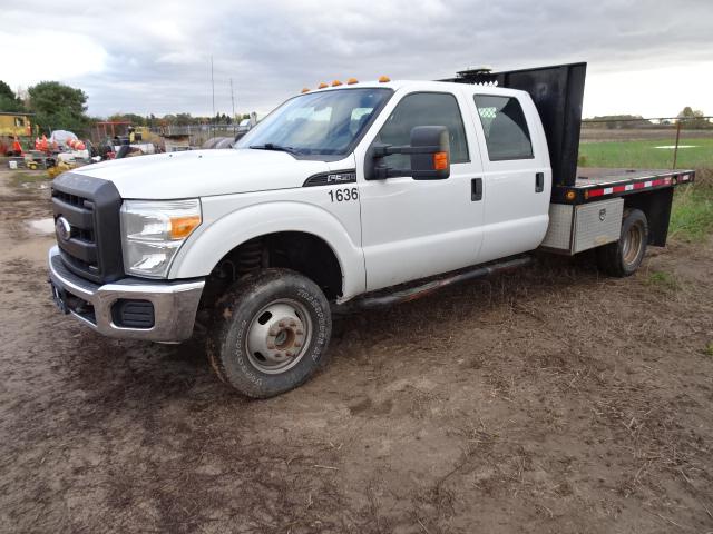 UNIT # 1636 2011 FORD F-350 XL CREW CAB 4X4 FLATBED DUALLY