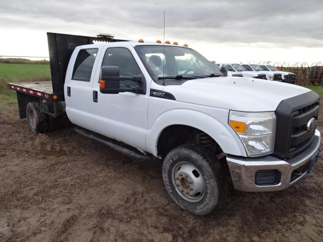 UNIT # 1636 2011 FORD F-350 XL CREW CAB 4X4 FLATBED DUALLY