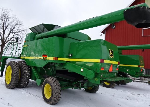 1999 JD 9610 2WD MAXIMIZER COMBINE