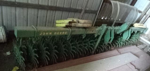 JD #400 6 ROW ROTARY HOE