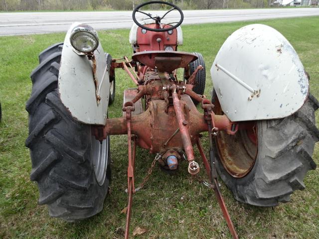 FORD 8N TRACTOR