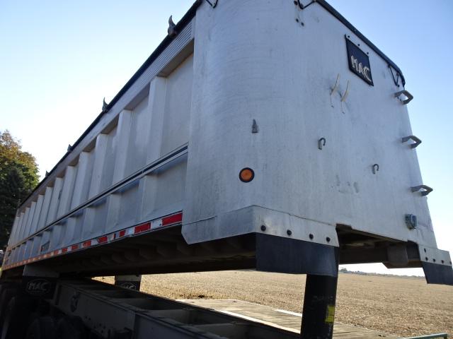 2000 MAC 34’ QUAD AXLE ALUMINUM DUMP TRAILER