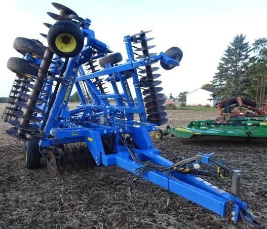 LANDOLL 7431-26’ VT PLUS TILLAGE DISC  SN#74C1202749