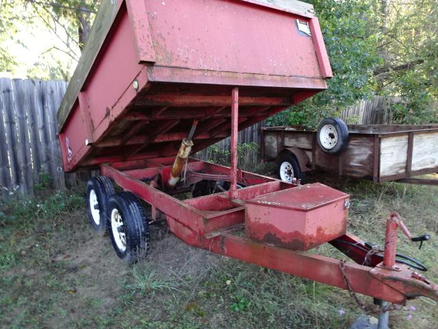 2004 US CARGO 10’ HYD. DUMP TRAILER  TANDEM AXLE