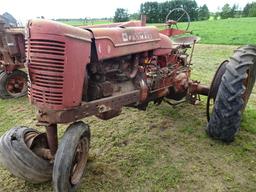 1953 FARMALL SUPER M TRACTOR  (STUCK MOTOR)