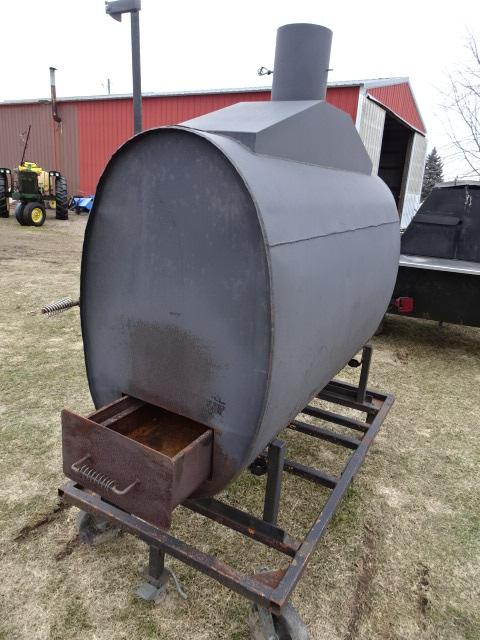 TAYLOR-BILT CHARCOAL SMOKER/COOKER