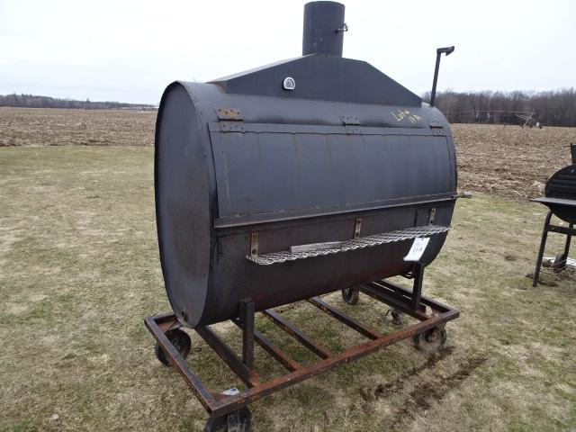 TAYLOR-BILT CHARCOAL SMOKER/COOKER