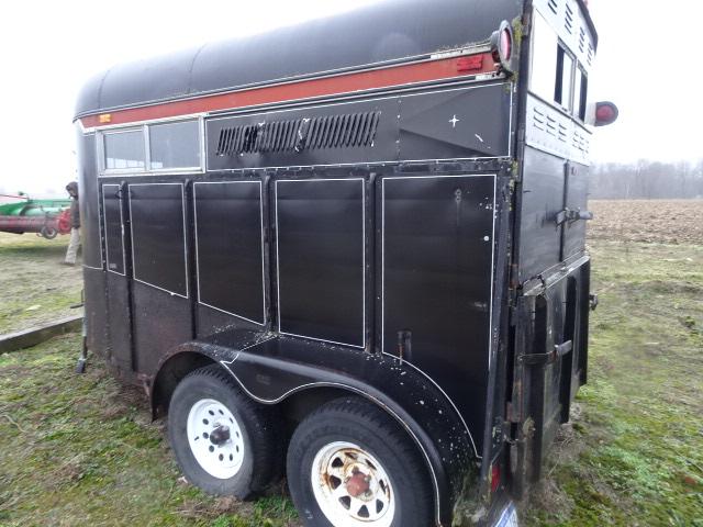 TUFF CAT 12’ T/A 2 STALL HORSE TRAILER