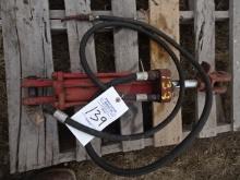 IH HYD. CYLINDER W/ HOSES