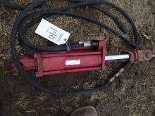 HYD. IMPLEMENT CYLINDER W/ HOSES