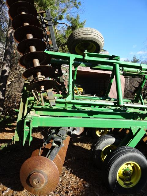 JD 230 26’ WHEEL DISC, HYD. FOLD, DUAL TANDEM, AVG. 19” DISCS'