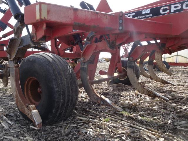 UNVERFERTH/ BRENT CPC 7 SHANK FIELD RIPPER, 60% DISCS, SN#B1731128