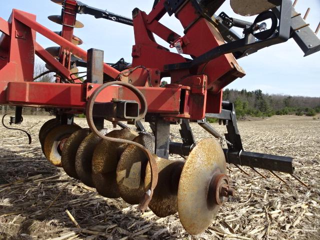 UNVERFERTH/ BRENT CPC 7 SHANK FIELD RIPPER, 60% DISCS, SN#B1731128