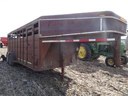 *1994 FEATHERLITE STEEL 27’ T/A GOOSENECK LIVESTOCK TRAILE