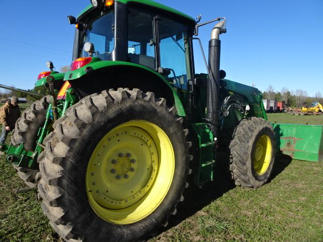 2014 JD 6150M MWD TRACTOR W/ JD H360 HYD. LOADER