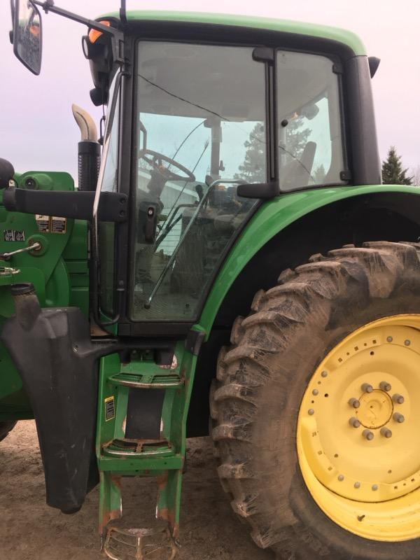 2014 JD 6150M MWD TRACTOR W/ JD H360 HYD. LOADER