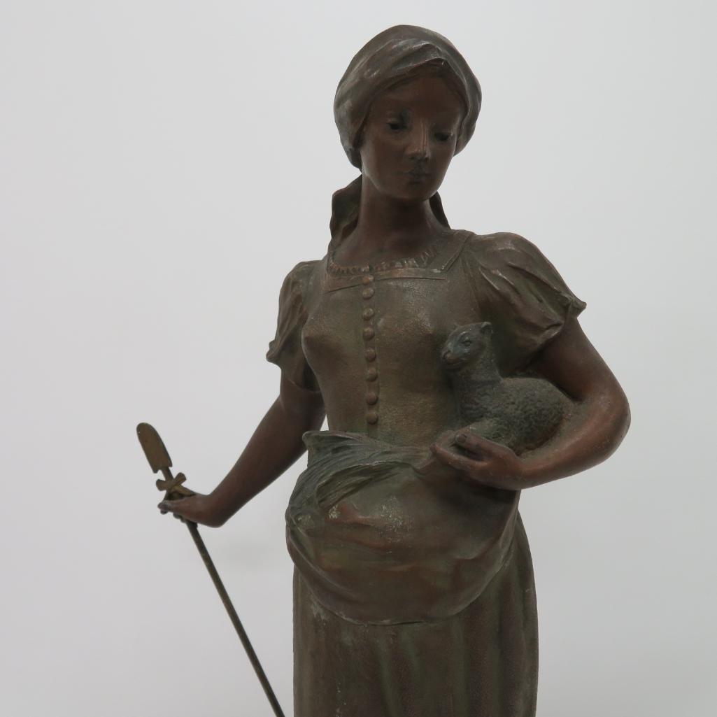 Bergere Statue Gleaner