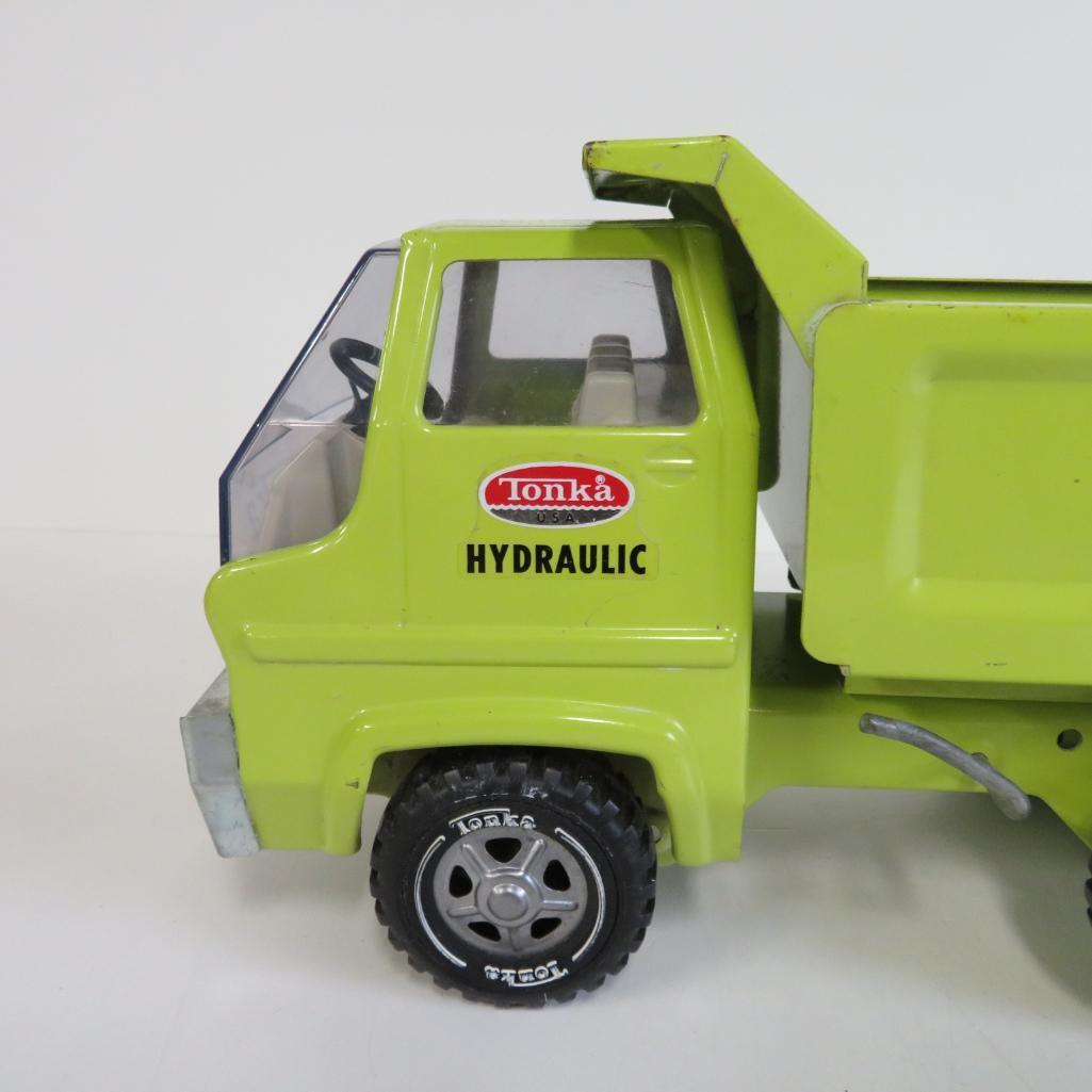 Tonka hydraulic dump truck