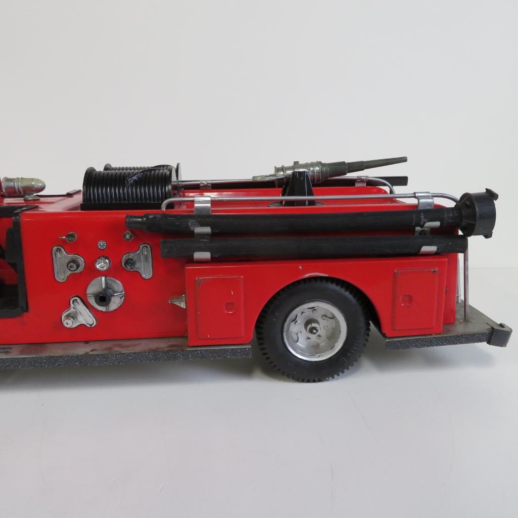 Buddy L Texaco Dealer fire engine toy with box