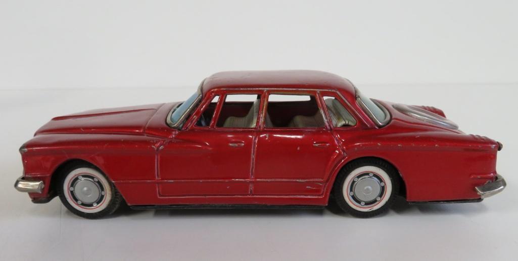 1961 Bandai tin friction toy Plymouth Valiant