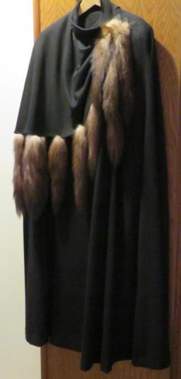 Lovely C'est Simone cape with fur trim