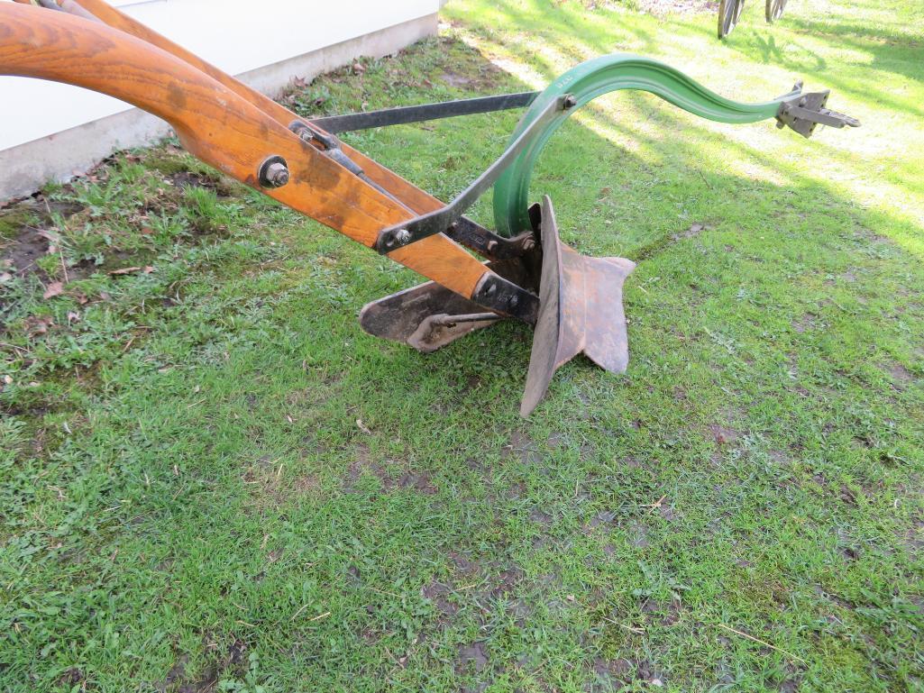 376 John Deere Walking Plow, single bottom plow, horse drawn