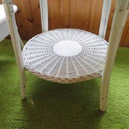 White Round Wicker side table