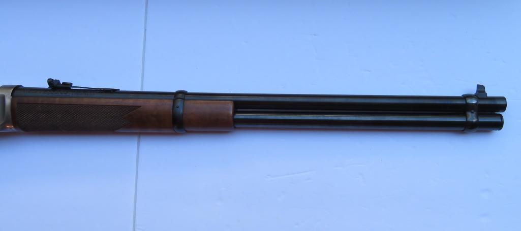 Winchester Model 94 Wells Fargo & Co 1852-1977 with box