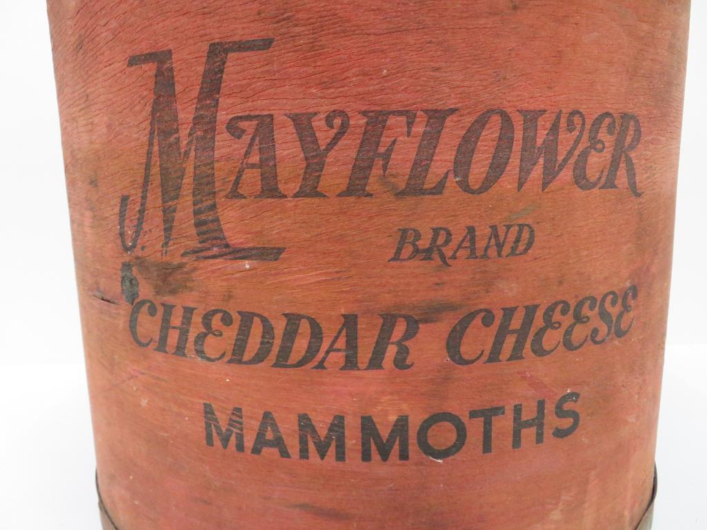 Mayflower Brand Cheddar Cheese Mammoths wood box, red, 17"