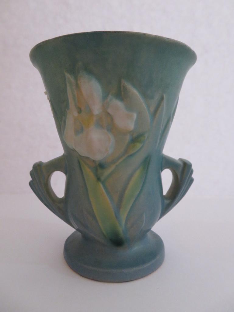 Roseville Iris 4" Vase, blue, 914-4