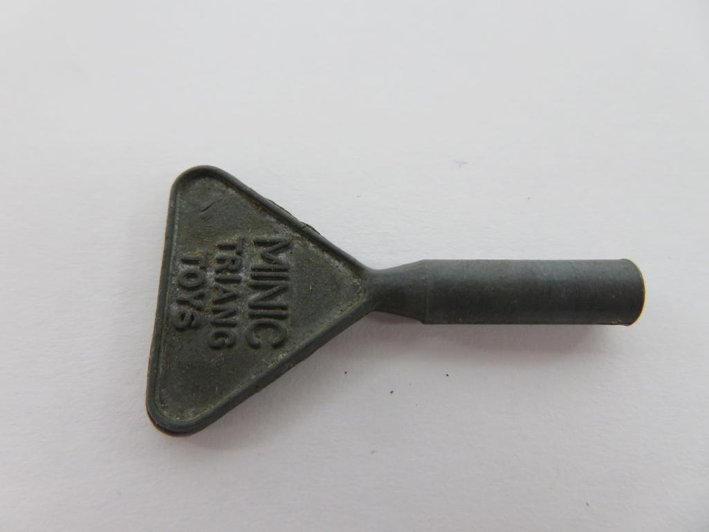 Minic Tri-Ang Truck with key, 5 1/2"