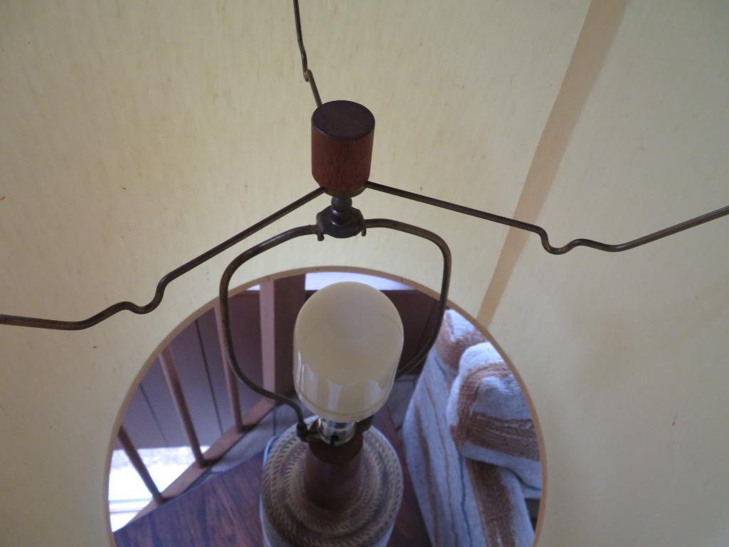 Mid Century Modern table lamp, working, 38"