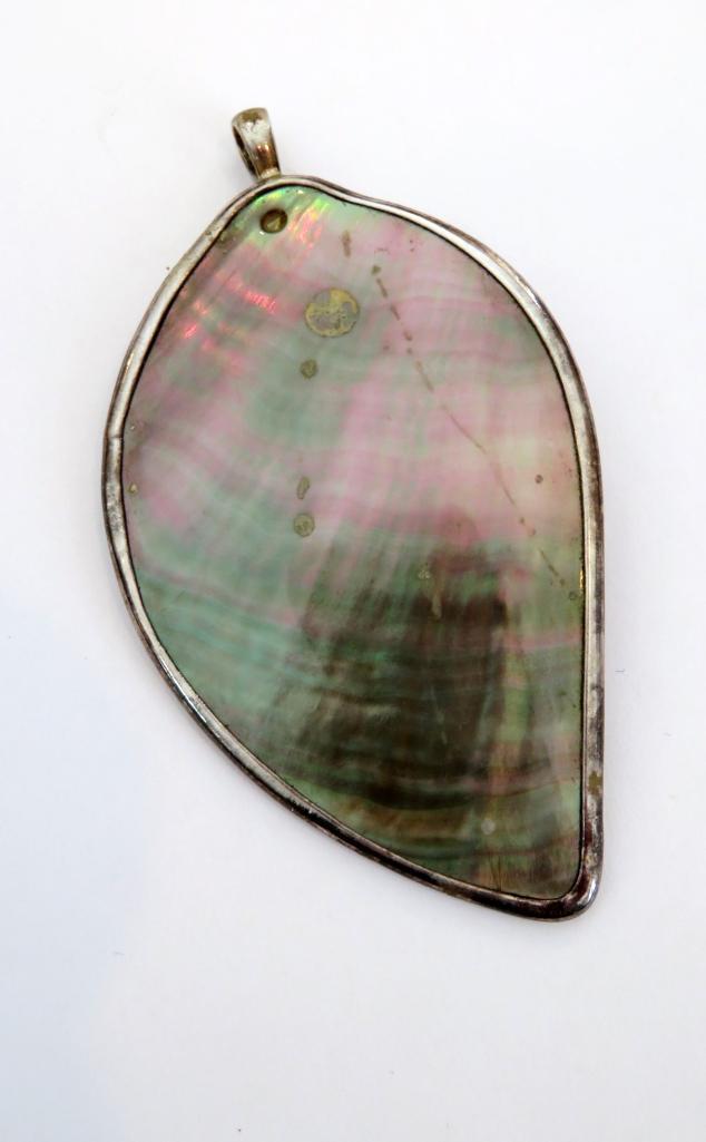 Abalone leaf shape pendant and drop earrings