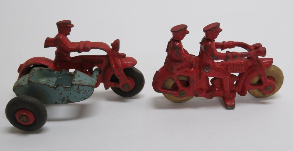 Two Cast iron motorcyles, one with side car, 4"