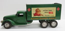 Buddy L Railway Express Agency Truck American Dairy Association, 22"