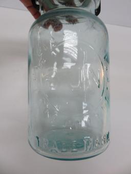 Sun aqua Canning Jar with metal closure, quart