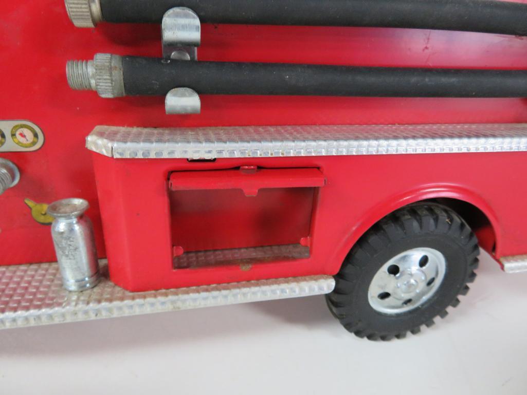 Tonka #900-6 Fire Department set with box