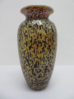 Art glass vase, 10 1/4"