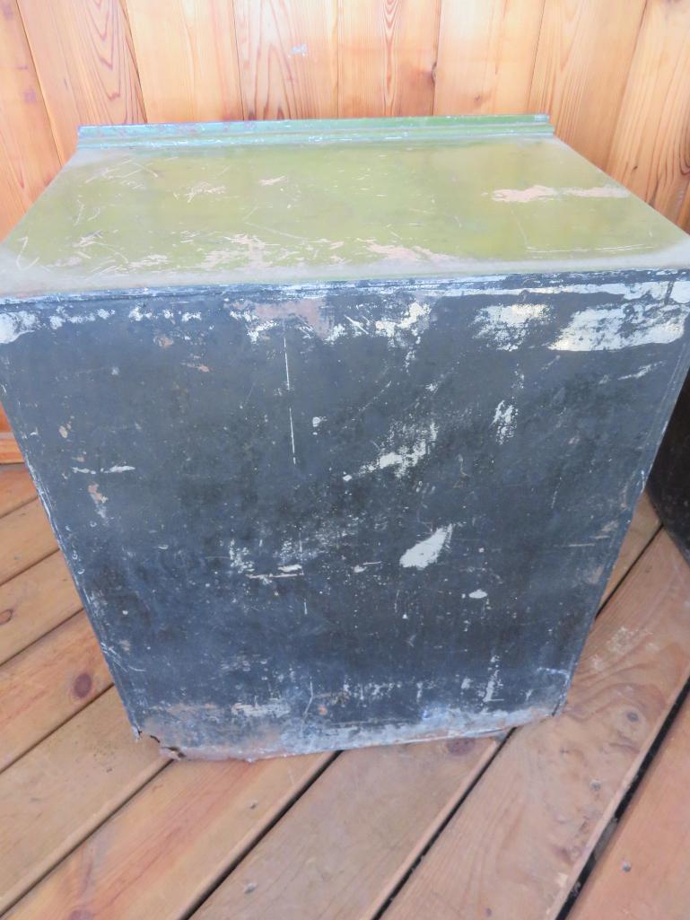 Large Henry Troemner, Fancy Ceylon roll top tea bin