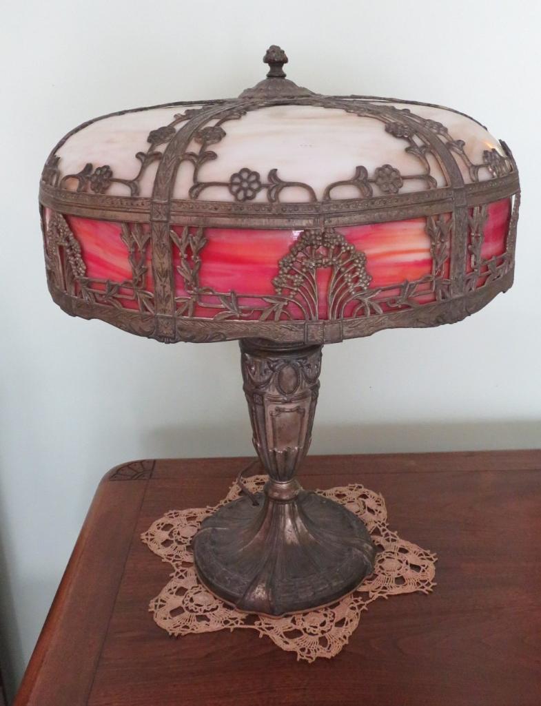 Great leaded glass with metal overlay table lamp, earth tones