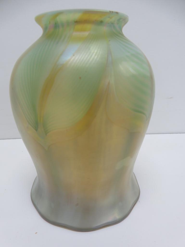 Quezal art glass shade, 5"